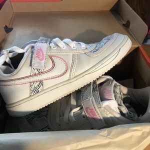 Nike women’s size 7